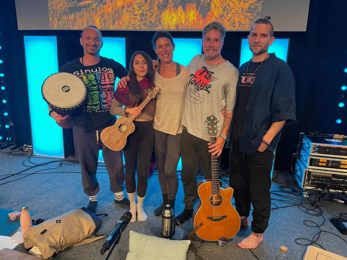 Mantra-Band Tschoy